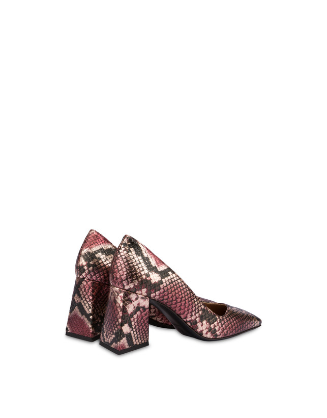 Like A Pyramid laminated python print pumps Photo 3