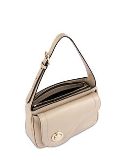 Lena shoulder bag in calfskin Photo 4