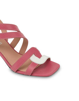 Interlock sandals in two-tone calfskin Photo 4