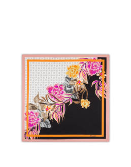 Silk scarf with flower print Photo 2